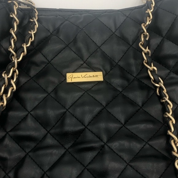 🔥GLORIA VANDERBILT vintage quilted chain bag - Picture 5 of 7